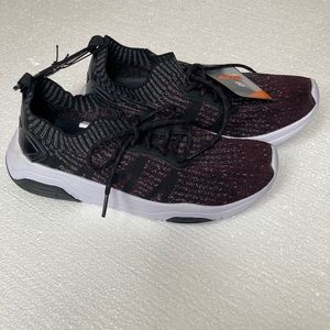 Men’s Avia Enduropro size 8 Comfort athletic shoes